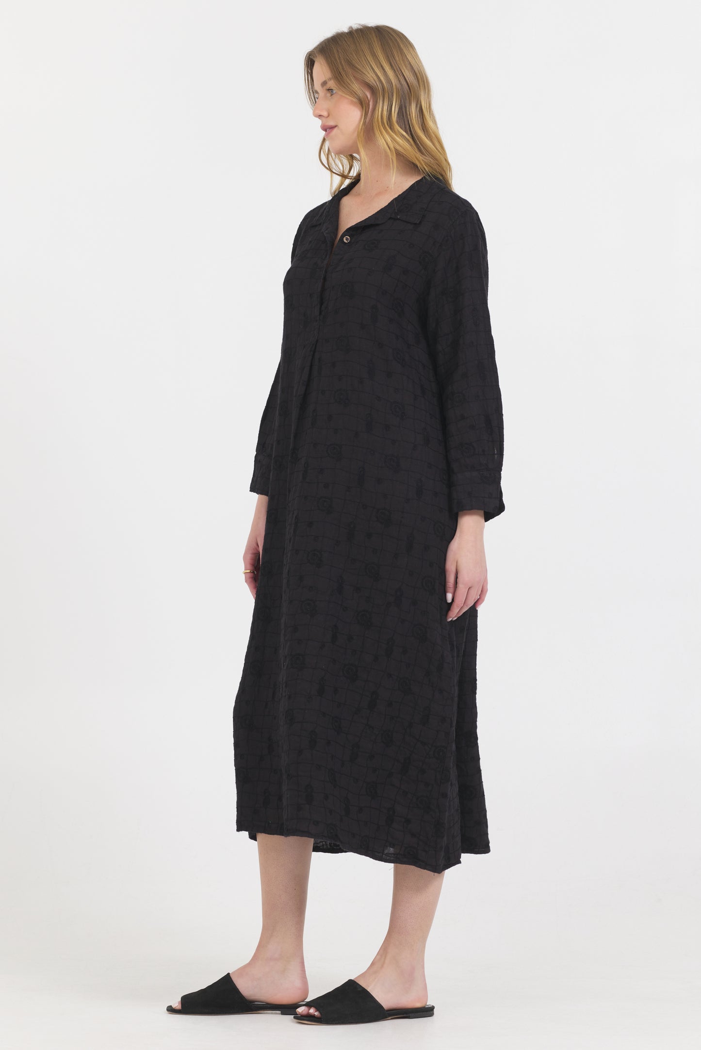 Embroidered Linen Dress - Black